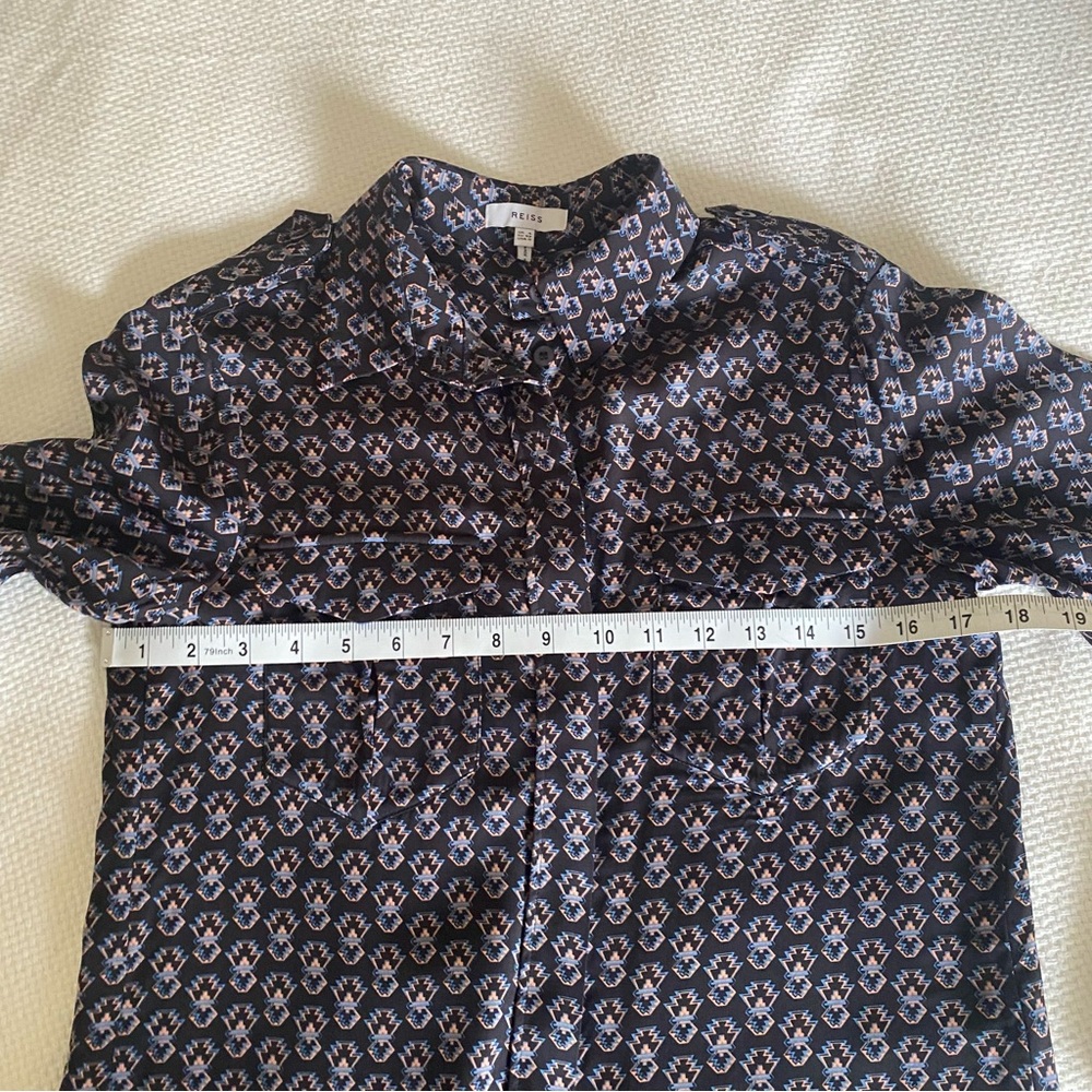 Reiss Lola Print Blouse Black Print Size 0 US - Picture 11 of 16